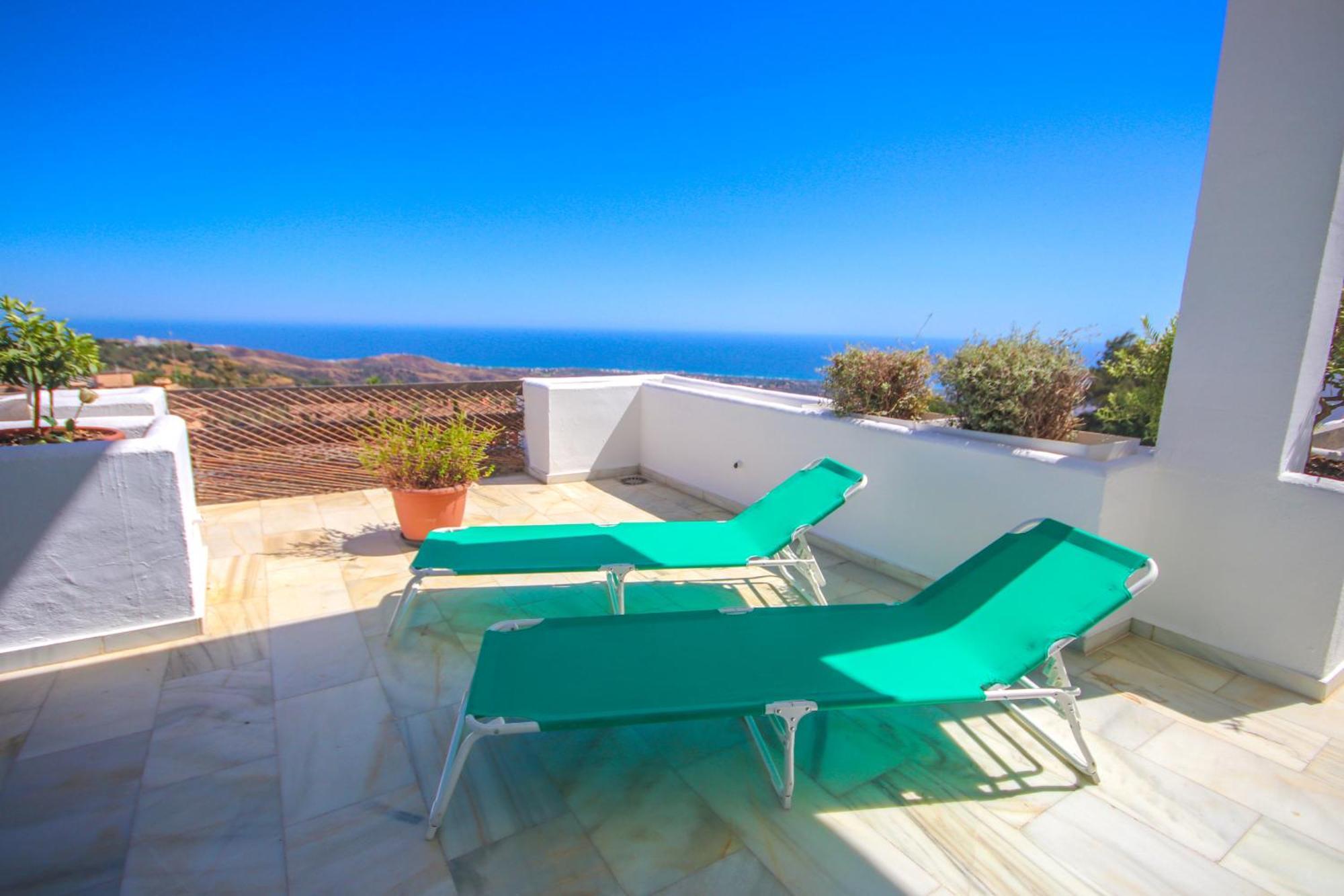 Apartment Three Bedroom La Mairena Elviria Ojén